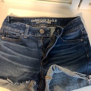 American eagle high rise shortie